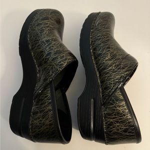 Dansko Shoes, style: professional, black w/silver, size 37, pre-loved
